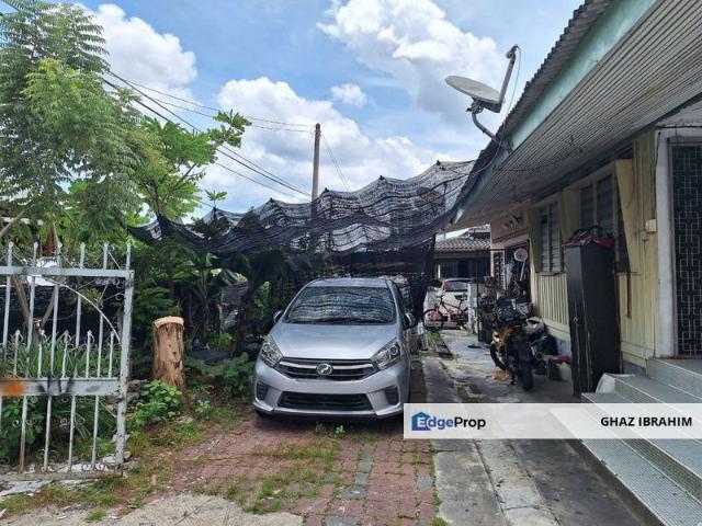 House for sale in Country Heights Damansara, Kuala Lumpur