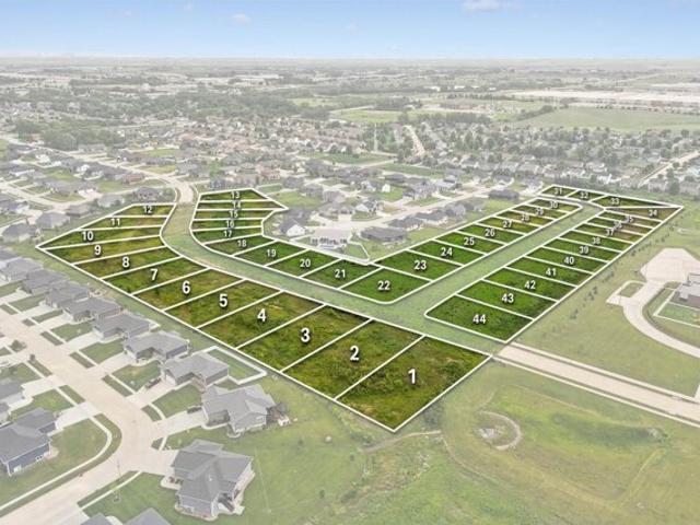 Land for sale in Cedar Falls, Iowa