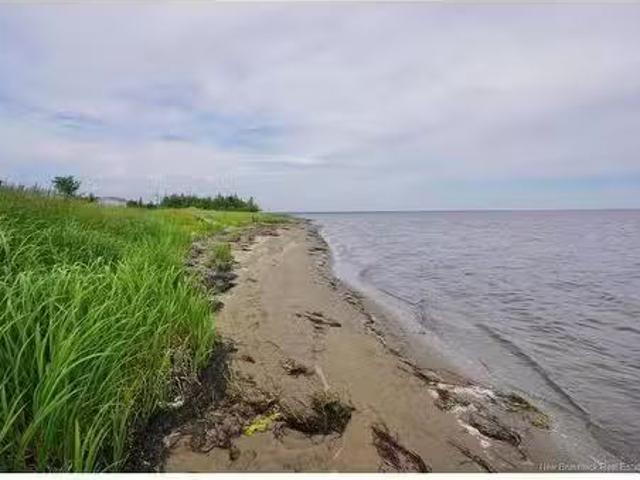 House for sale in Tracadie–sheila, New Brunswick