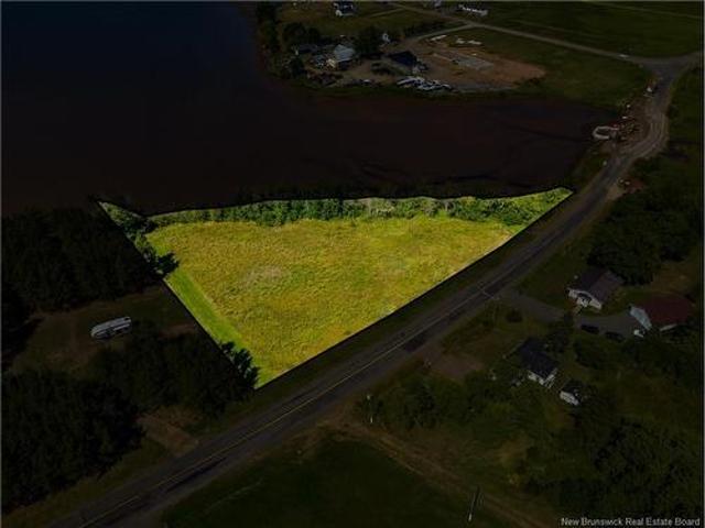 Land for sale in New Brunswick