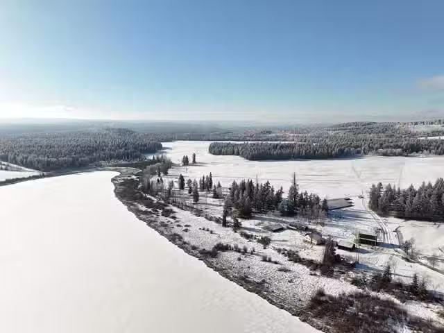 House for sale in Eagle Creek, British Columbia