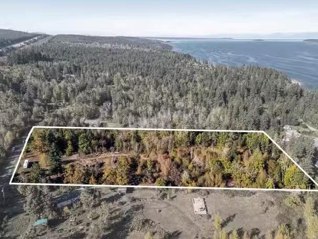House for sale in Denman Island, British Columbia