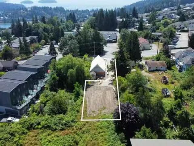 House for sale in Gibsons, British Columbia