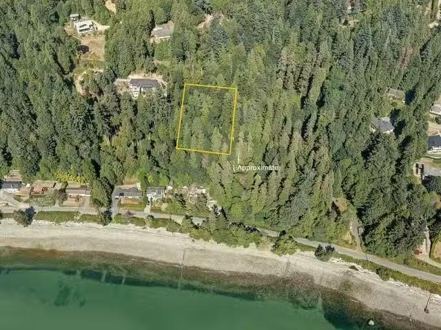 House for sale in Gibsons, British Columbia