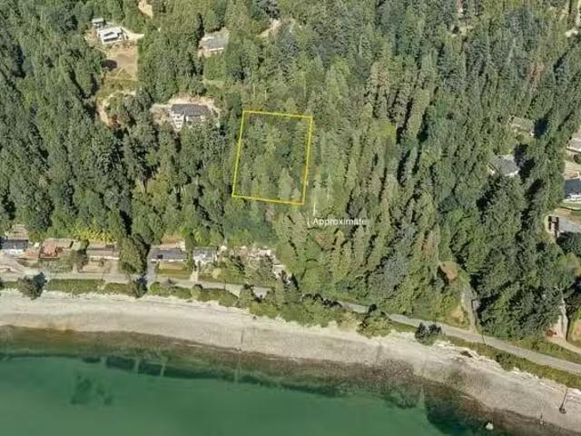 House for sale in Gibsons, British Columbia
