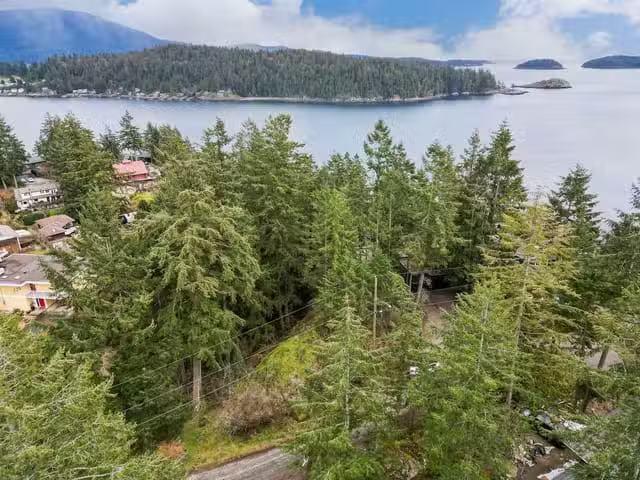House for sale in Gibsons, British Columbia