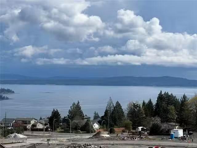 House for sale in Thorne, Quebec