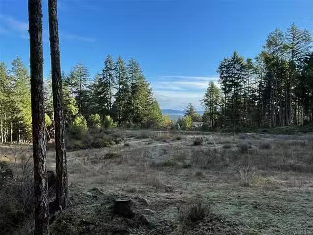 House for sale in Thorne, Quebec