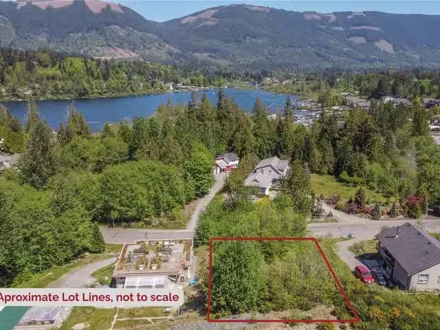 House for sale in Lake Cowichan, British Columbia