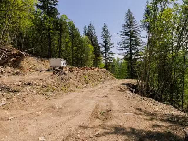 House for sale in Mcbride, British Columbia