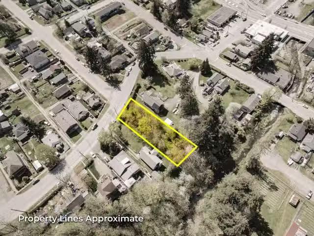 House for sale in Clayoquot, British Columbia