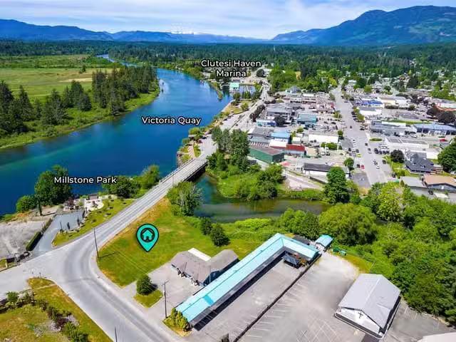 House for sale in Clayoquot, British Columbia