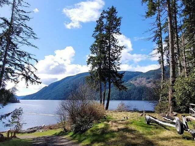 House for sale in Clayoquot, British Columbia