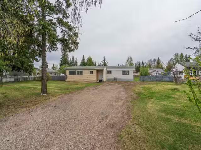 House for sale in Valleyview, Alberta