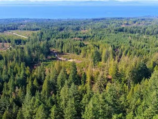 House for sale in Roberts Creek, British Columbia