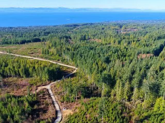 House for sale in Roberts Creek, British Columbia