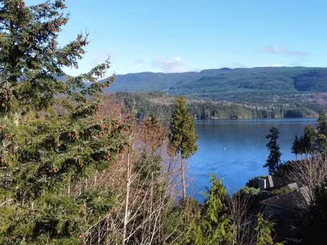 House for sale in Sechelt, British Columbia