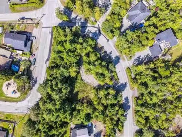 House for sale in Clayoquot, British Columbia