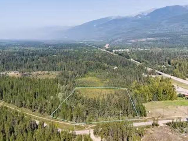 House for sale in Valemount, British Columbia