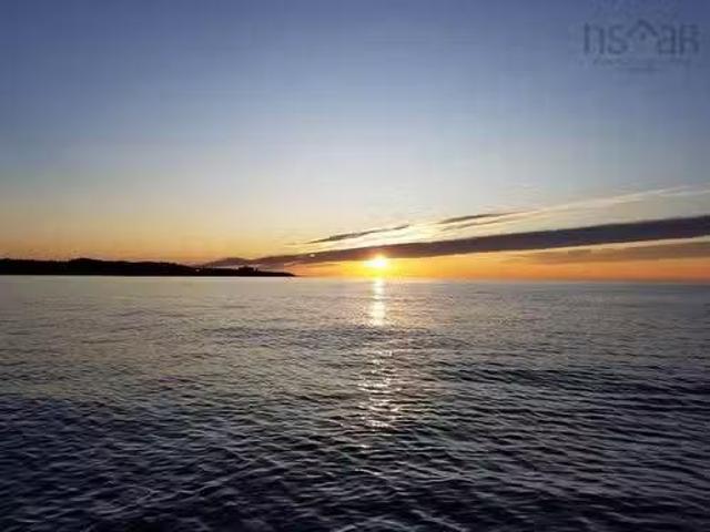 House for sale in Gulf Shore, Cumberland County