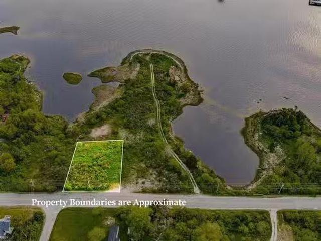 House for sale in Shelburne, Nova Scotia