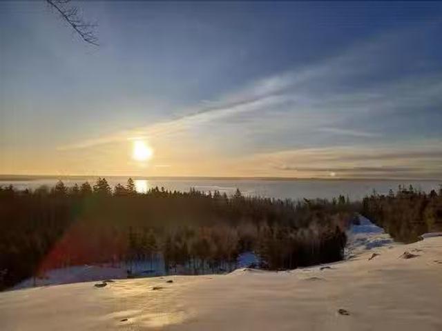 House for sale in Queensland, Nova Scotia