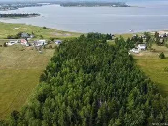 House for sale in Tracadie–sheila, New Brunswick
