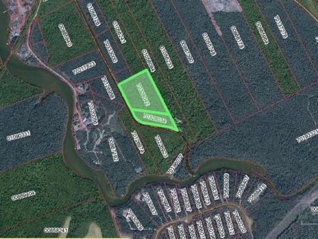 Land for sale in Shediac Land for sale in Shediac