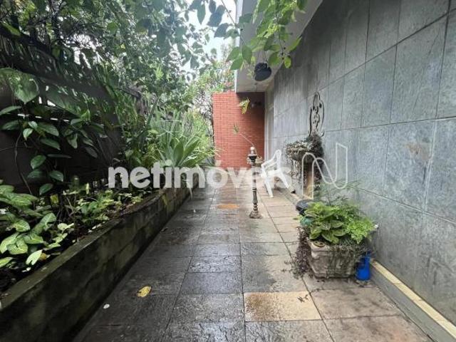 Casa venda em Regional Centro-Sul, Belo Horizonte