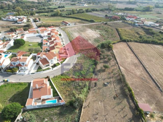 Terreno venda em Óbidos, Leiria
