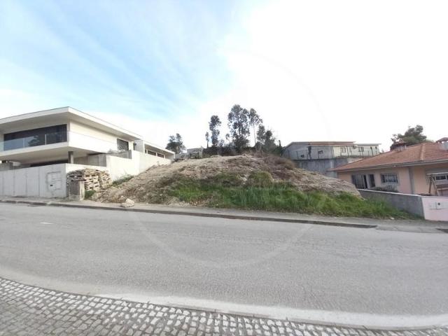 Terreno venda em Arões (São Romão), Fafe