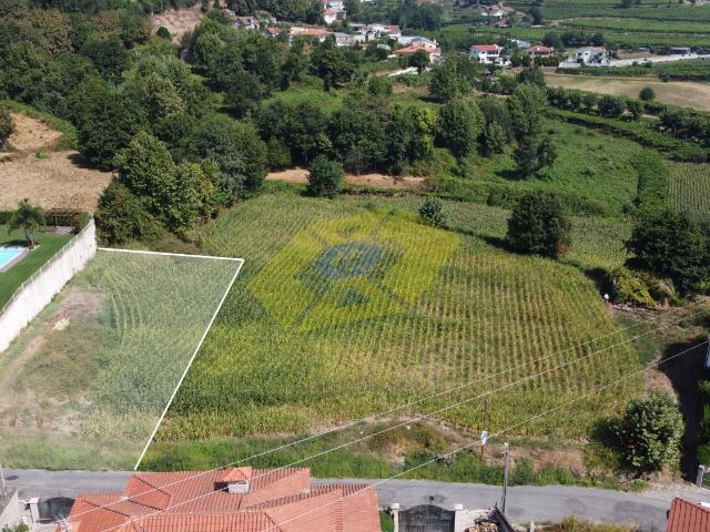 Terreno venda em Felgueiras, Porto