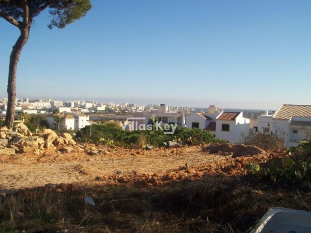 Terreno venda em Alto do Calhau, Faro
