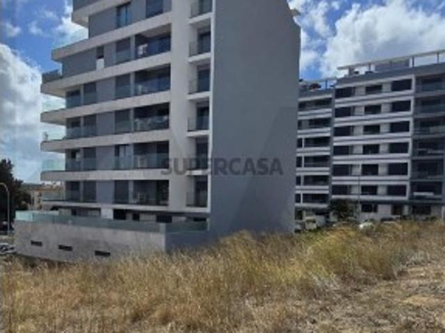 Terreno venda em Amadora, Lisboa