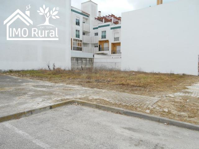 Terreno venda em Almeirim, Santarém
