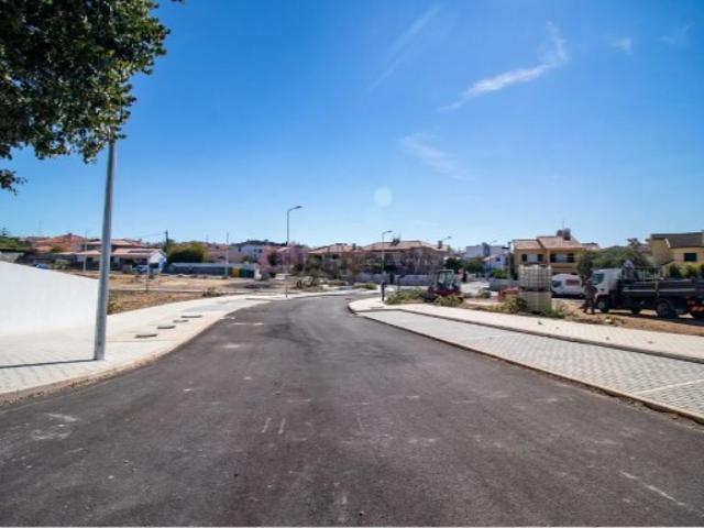 Terreno venda em Matos Cheirinhos, Cascais