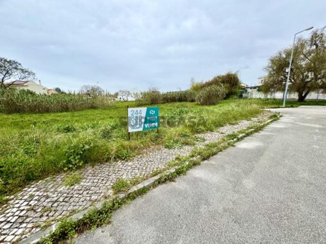 Terreno venda em Marinha Grande, Leiria