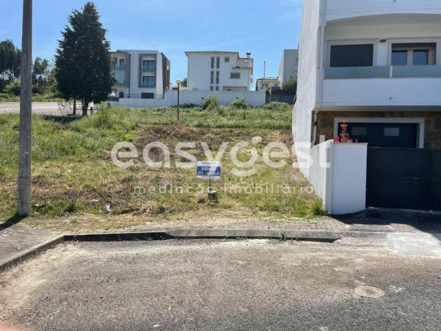 Terreno venda em Leiria