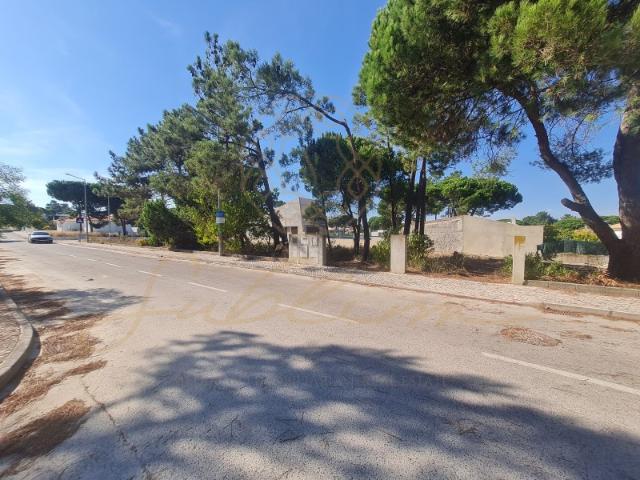 Terreno venda em Sesimbra (Castelo), Sesimbra