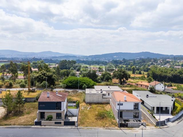 Terreno venda em Cabanelas, Vila Verde