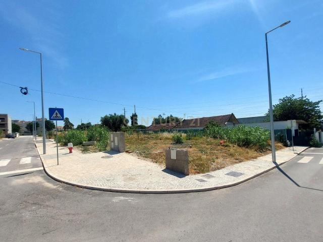 Terreno venda em Sobralinho, Lisboa