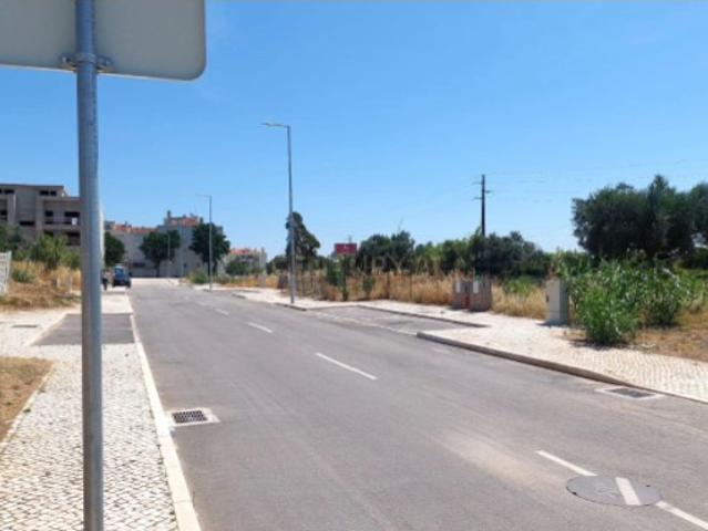Terreno venda em Sobralinho, Lisboa