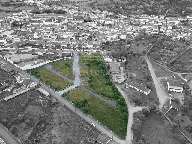 Terreno venda em Viana Do Alentejo, Évora