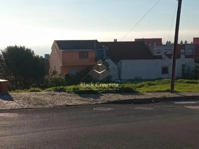 Terreno venda em Casal da Mira, Amadora