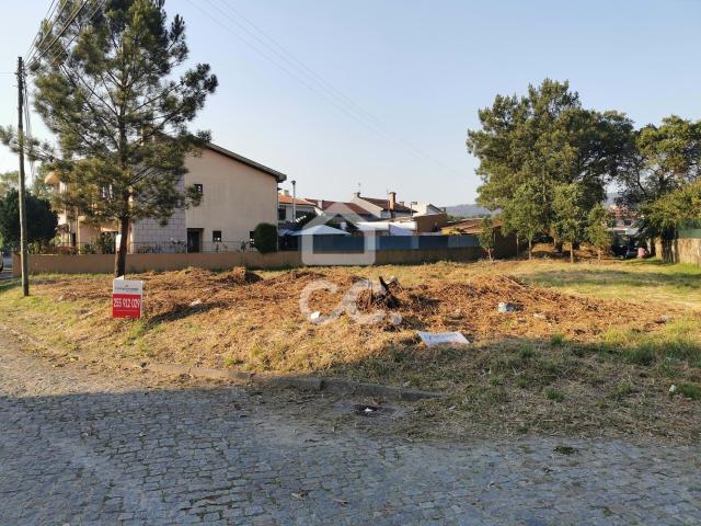 Terreno venda em Valongo, Porto