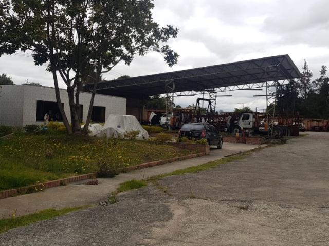 Lote En Arriendo En Bogota En La Academia A242221