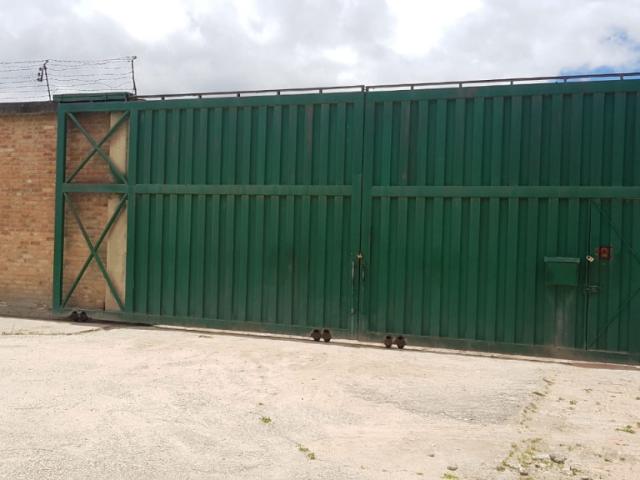 Lote En Arriendo En Bogota En La Academia A242221