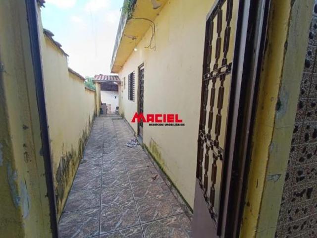Casa venda em Região Imediata de São José dos Campos, Região Metropolitana do Vale do Paraíba e Litoral Norte