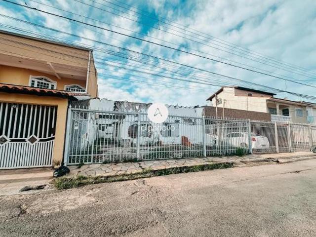 Casa venda em Região Geográfica Imediata do Distrito Federal, Região Integrada de Desenvolvimento do Distrito Federal e Entorno