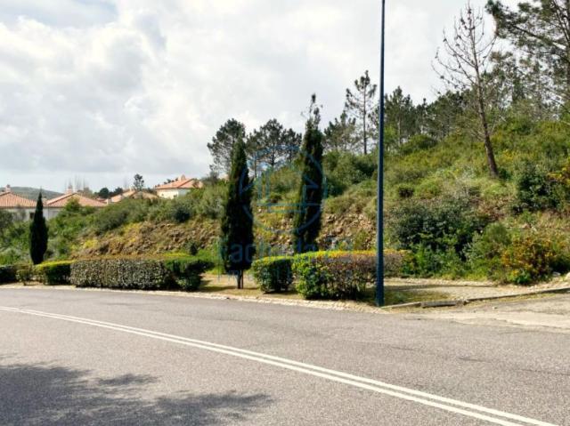 Terreno venda em Casal da Carregueira, Sintra